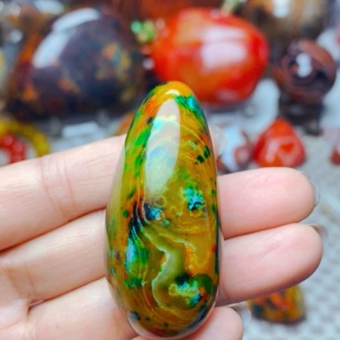 未镶嵌玛瑙/玉髓珠宝奇石云****器打孔不退不换