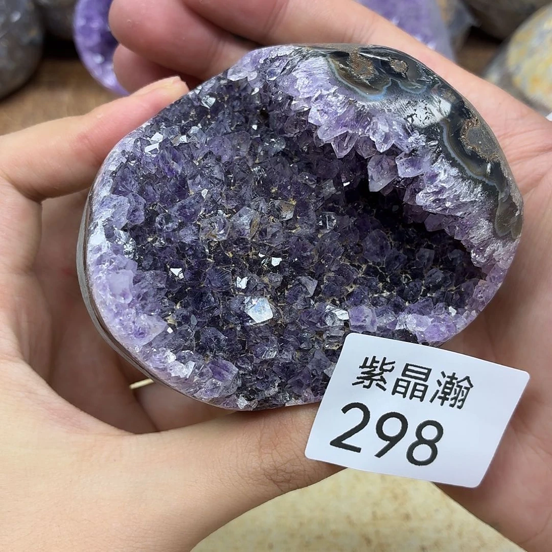 未镶嵌水晶大型摆件（非配饰）