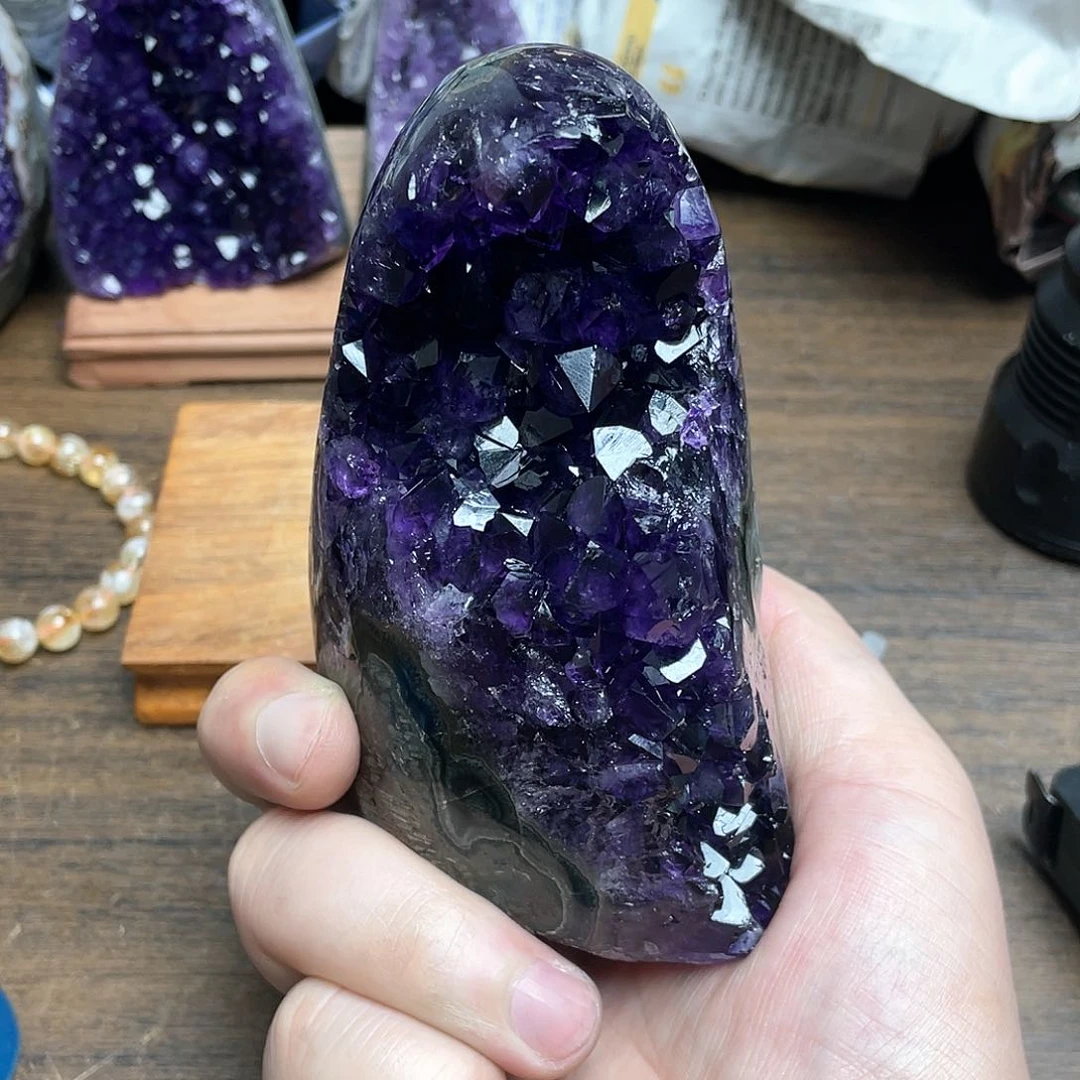 紫晶大型摆件（非配饰）未镶嵌