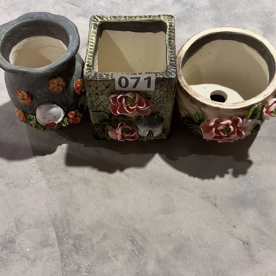 清*信宇麦饭石花盆