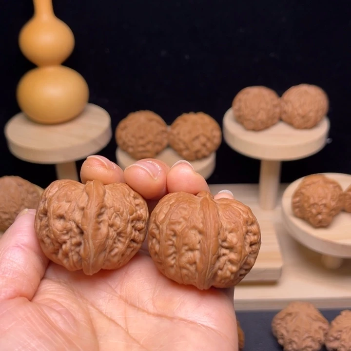 ꙳****文玩核桃吊坠39元宝