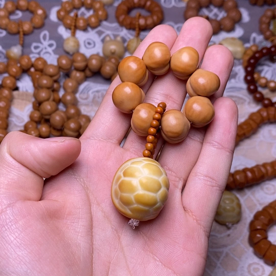 把件猴头核桃屁桃富甲小手捻