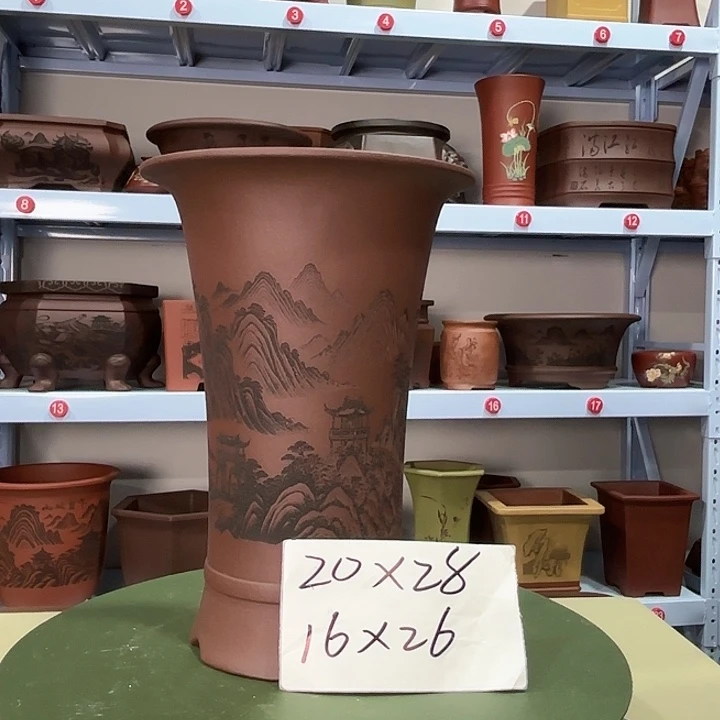 紫砂花盆刻绘山水