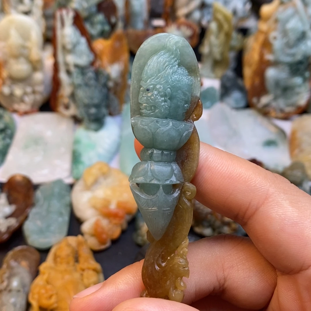 定制翡翠未镶嵌特色3