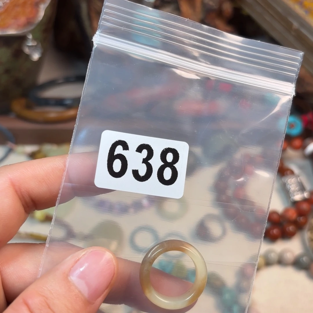 和田玉颈饰未镶嵌?***颜