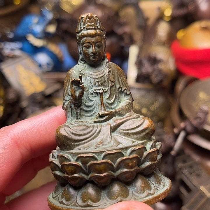 精美铜器批发档口