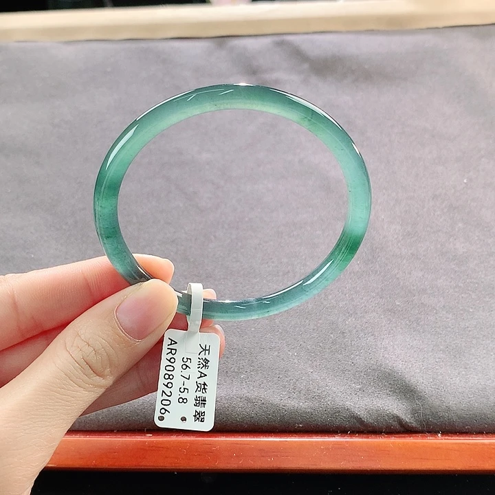 翡翠未镶嵌手镯天然