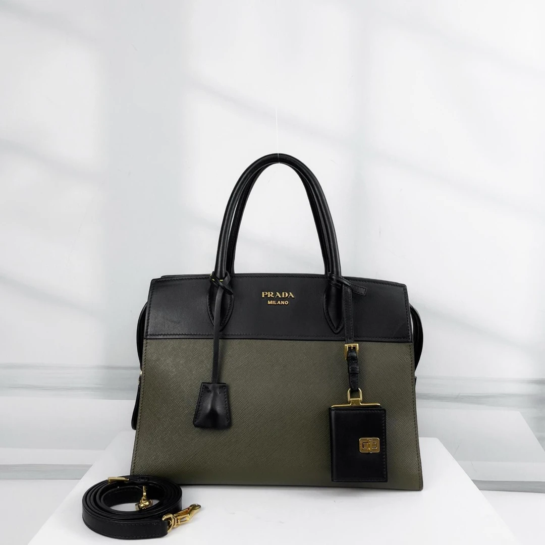 95新 Prada/普拉达 单肩包/C920/879494