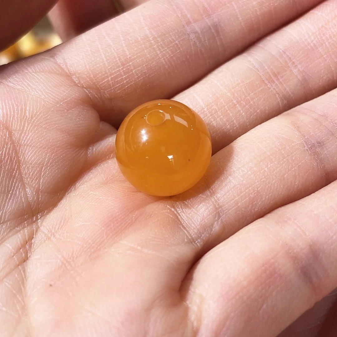 蜜蜡颈饰未镶嵌阿*、蜜蜡珠