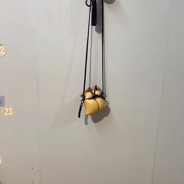 榴***枝咕噜咕噜咕噜咕噜葫芦