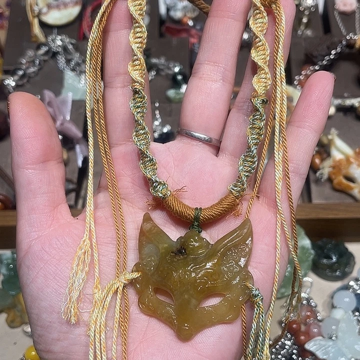 蛇纹石玉合金颈饰