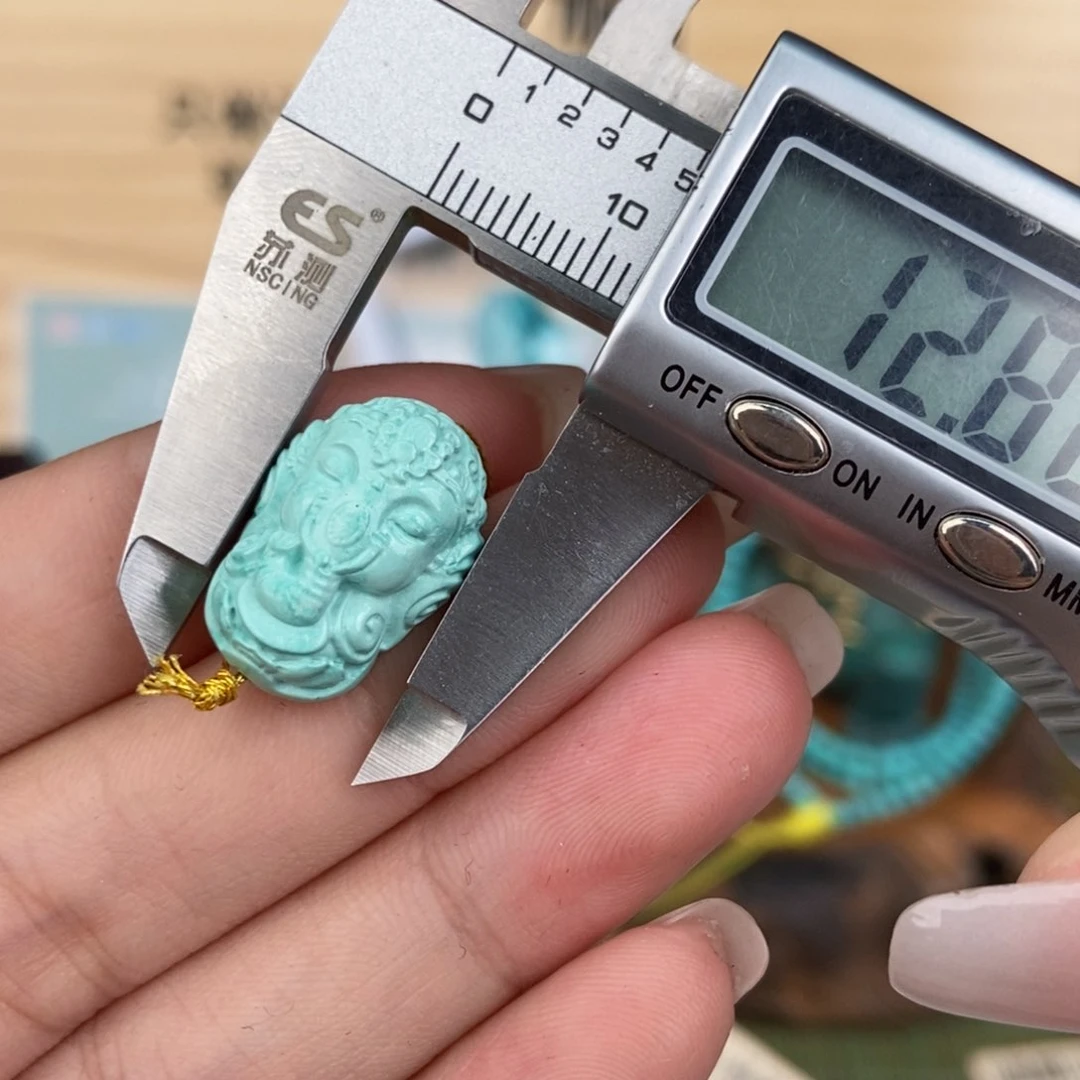 未镶嵌绿松石珠宝奇石