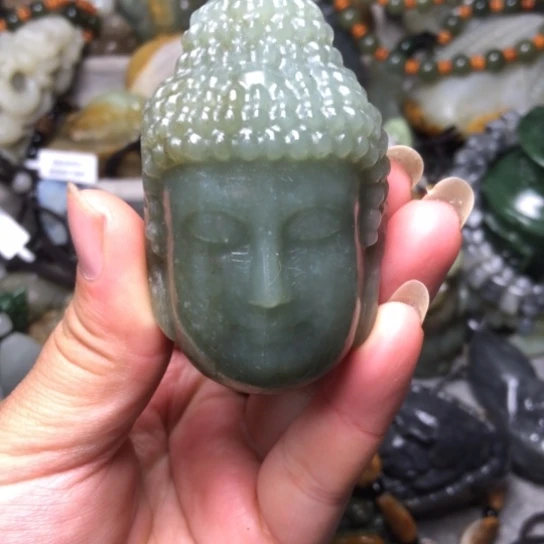 和田玉未镶嵌把件