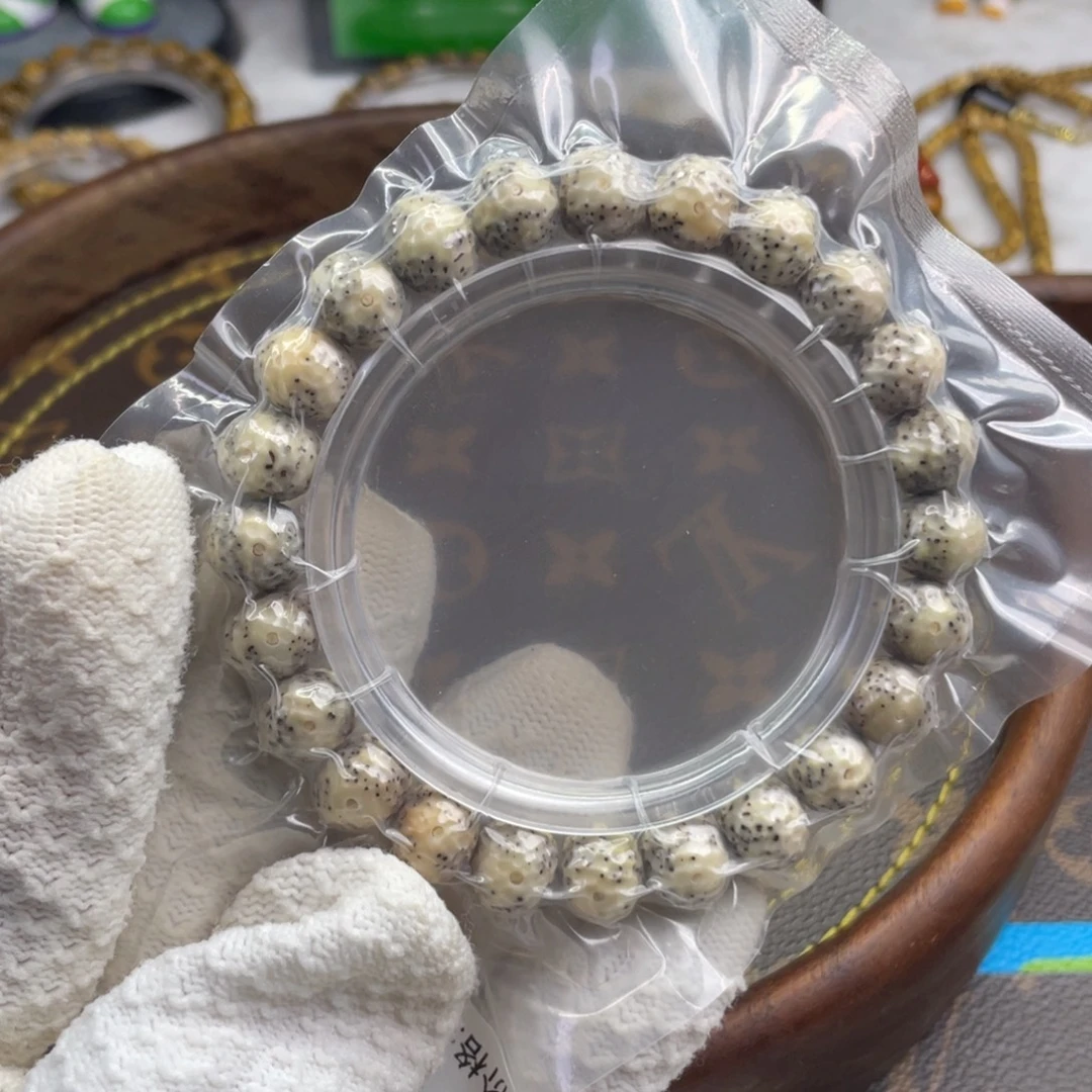 手串星月菩提算盘龙鳞纹