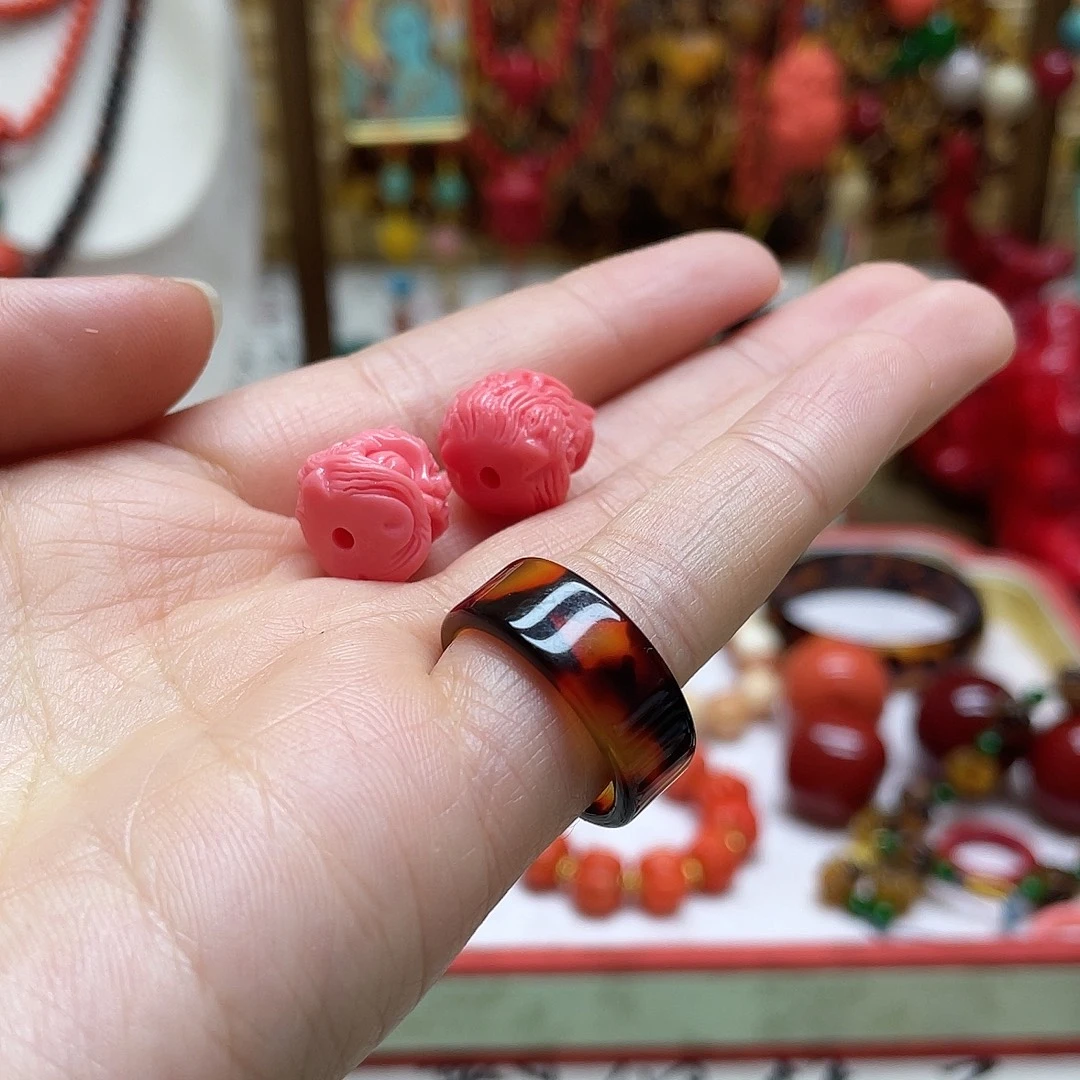 非金属2颗醒狮雕刻珠子