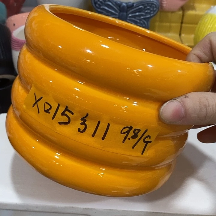 陶盆有孔 瑕疵针孔漏釉介意勿拍口 15高11