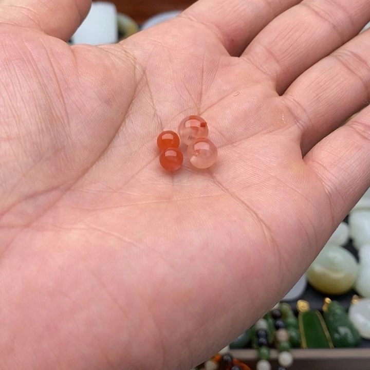 南红玛瑙未镶嵌珠子配饰