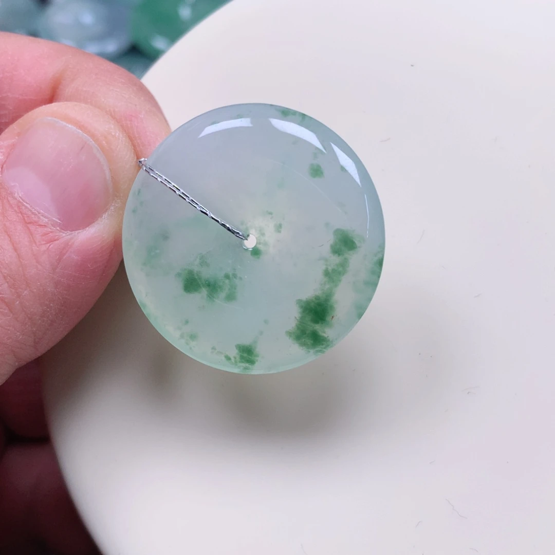 颈饰未镶嵌翡翠天然缅甸翡翠A货