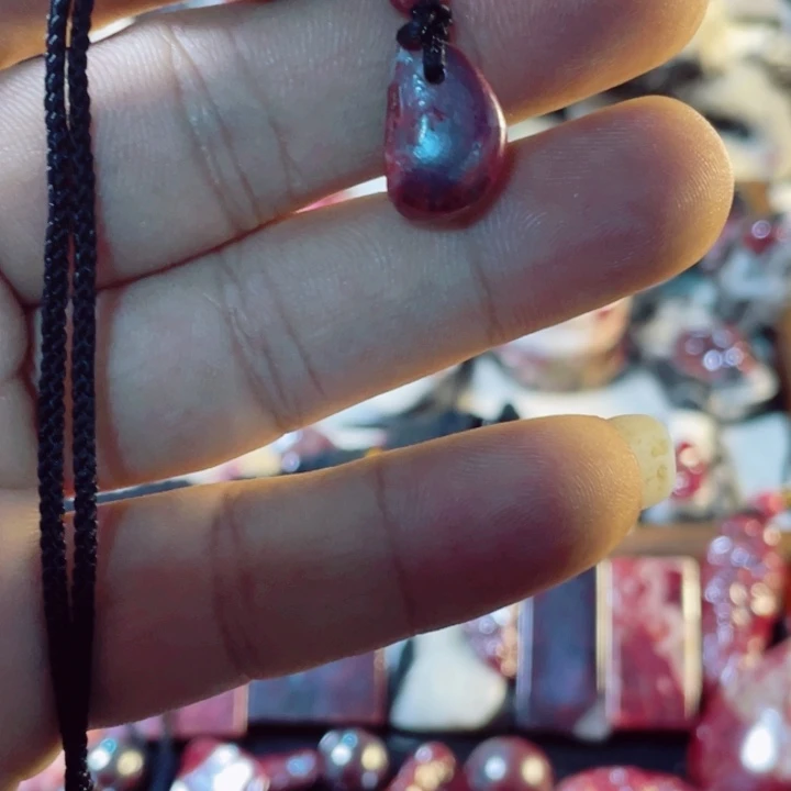 天然辰砂原石首饰