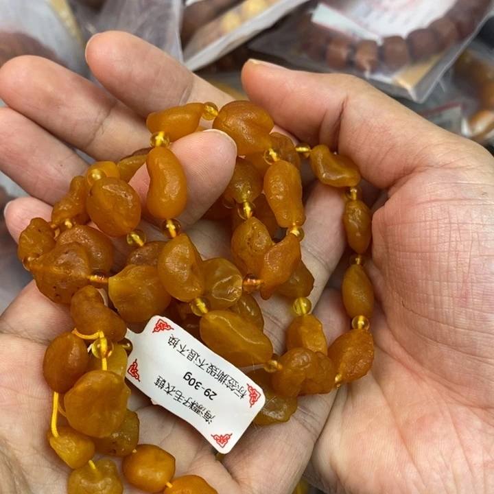 琥珀未镶嵌珠宝奇石