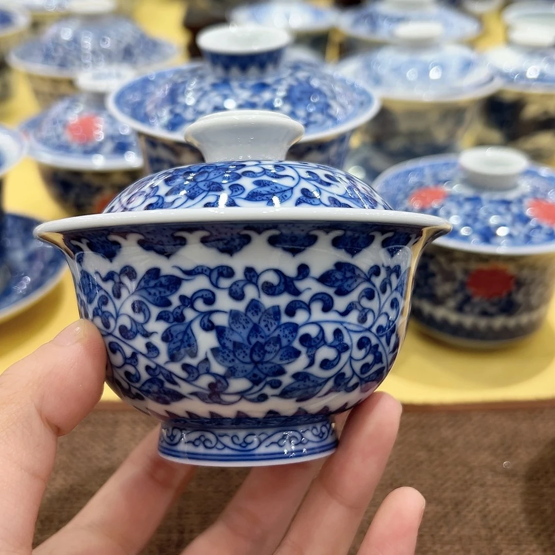 海****1正宗柴窑缠枝莲盖碗微瑕不退不换介意勿拍