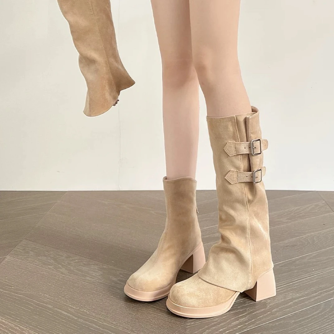 可两穿皮带扣绒面不过膝靴2025小众褶皱堆堆靴短筒堆堆靴长筒