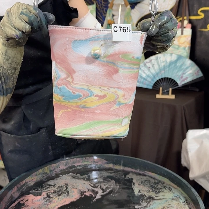 765粉雾海珍珠水桶包包