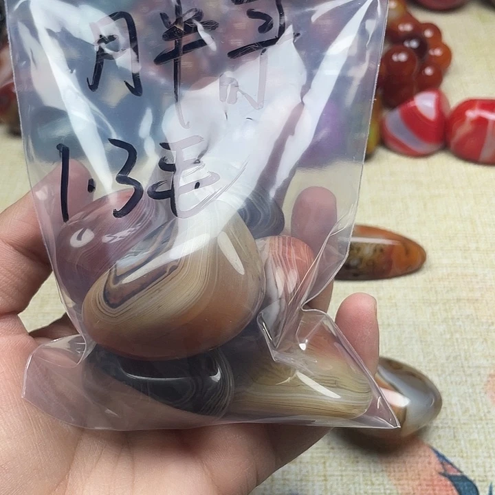 胖***哥玛瑙/玉髓未镶嵌珠宝半成品