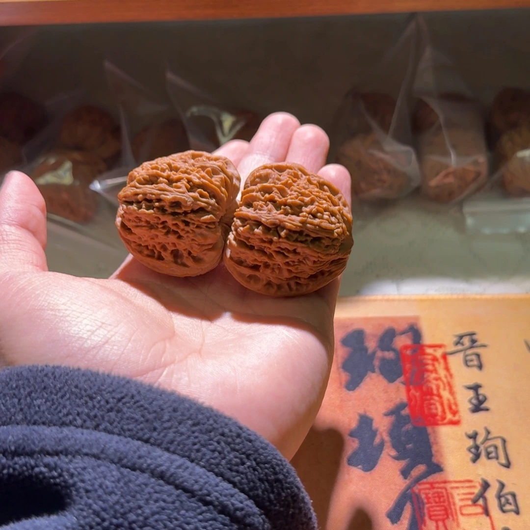 9***4吊坠文玩核桃43南疆石团子