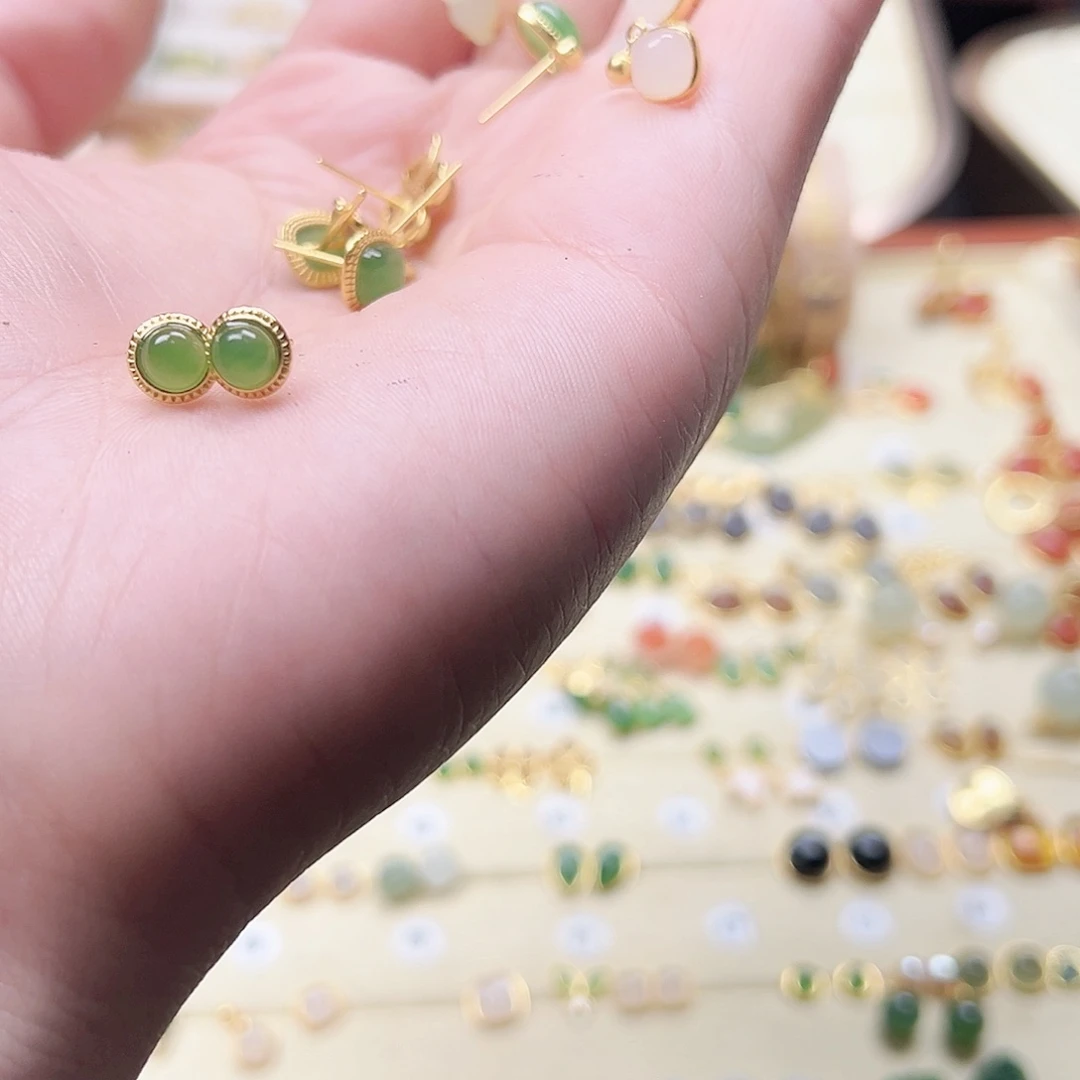 和田玉银S925镶嵌耳饰