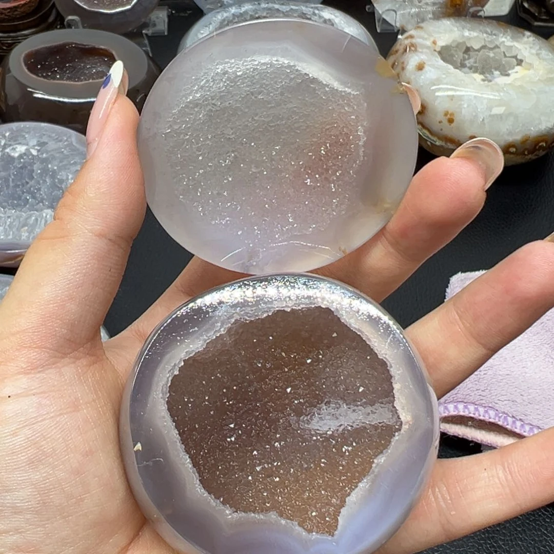 未镶嵌水晶大型摆件（非配饰）