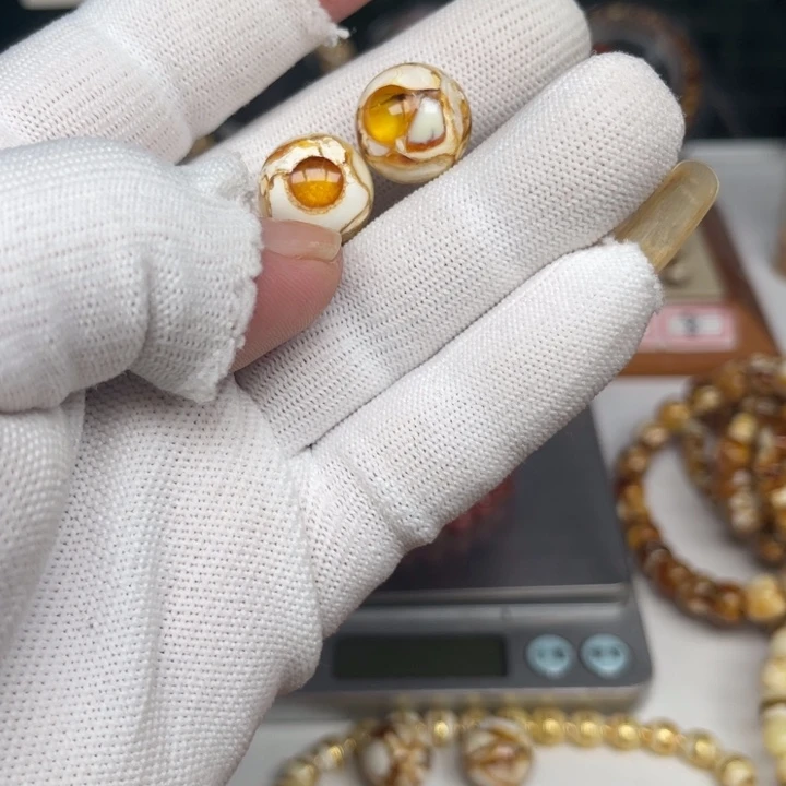 风***散琥珀未镶嵌裸石51号