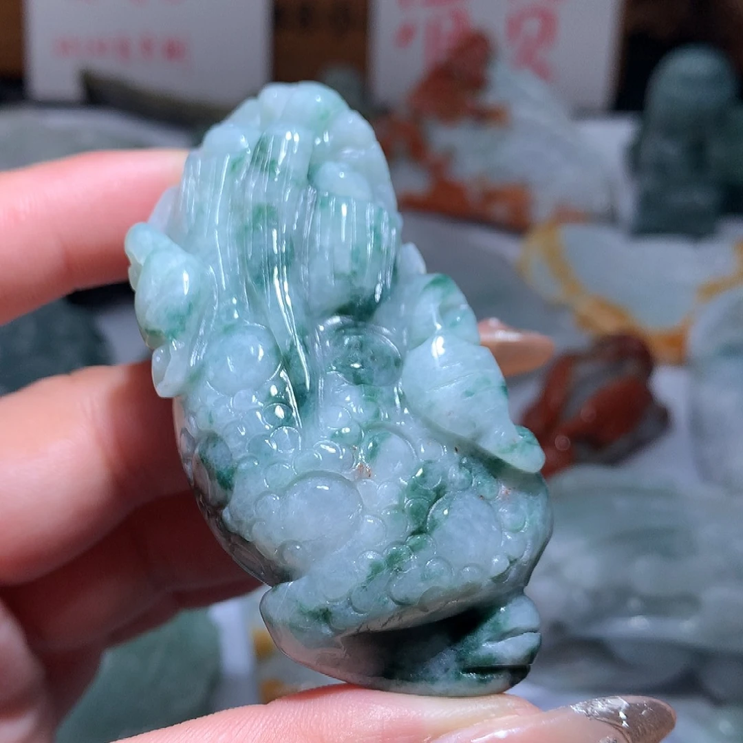 翡翠未镶嵌颈饰保真天然A货翡翠