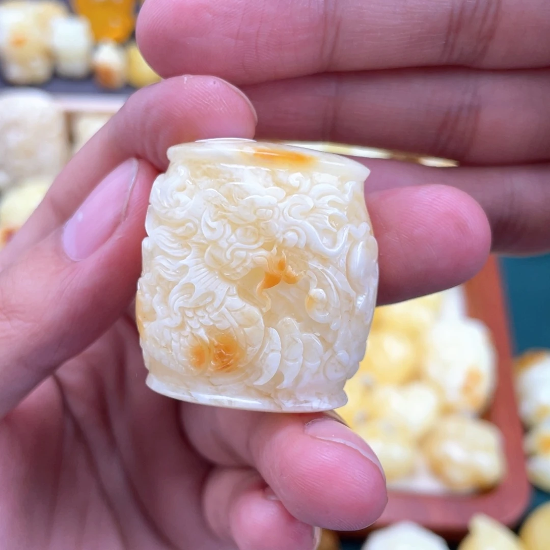 琥珀未镶嵌裸石蜜蜡