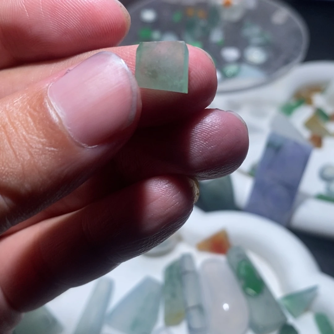 定制翡翠未镶嵌葫芦料