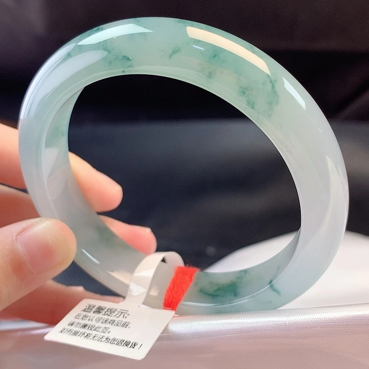 翡翠未镶嵌手镯56圈