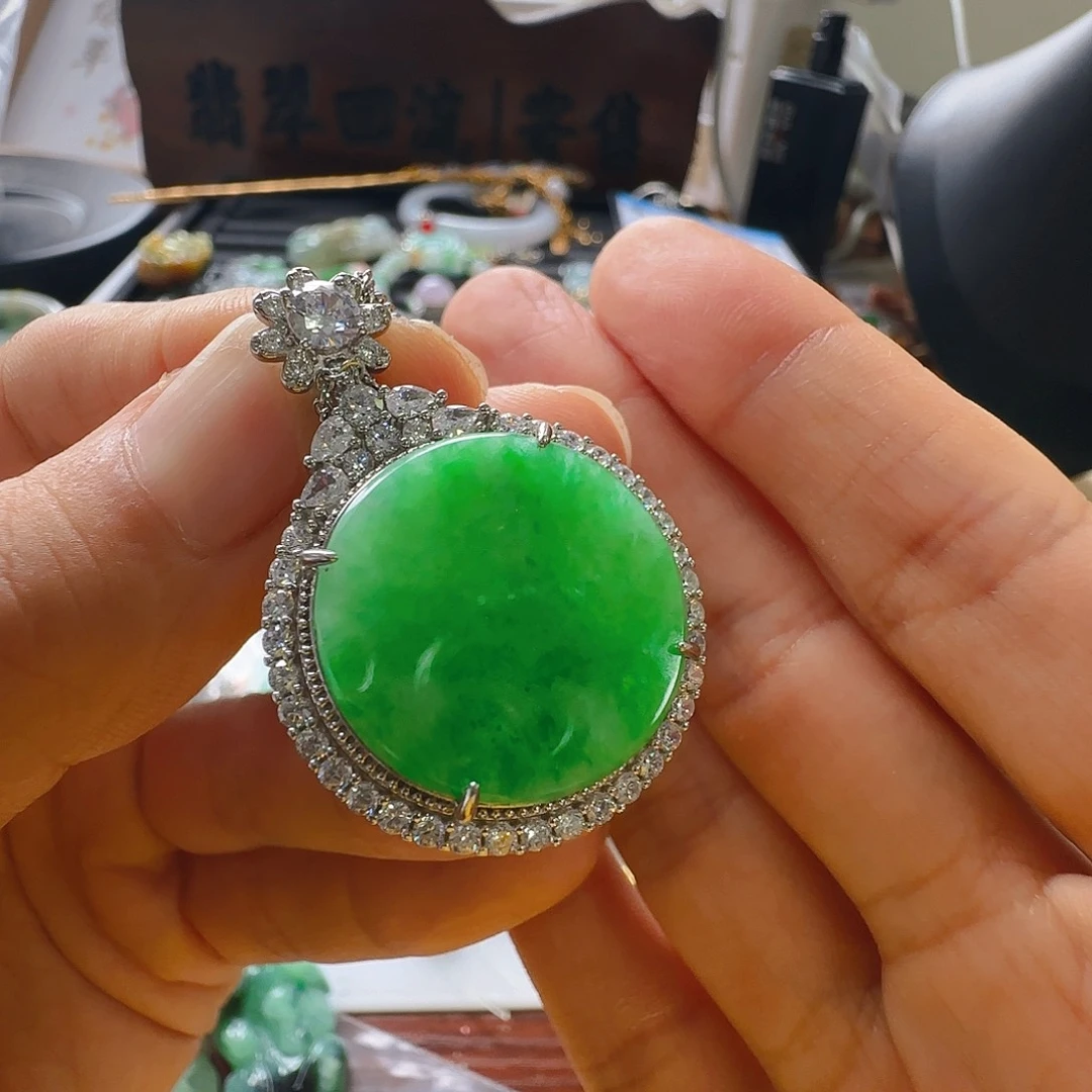 翡翠银S925镶嵌颈饰翡翠660