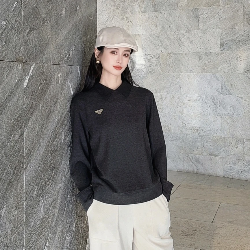 AMASS/阿玛施新款秋冬磨毛钻石绒双效发热百搭显瘦翻领卫衣530113