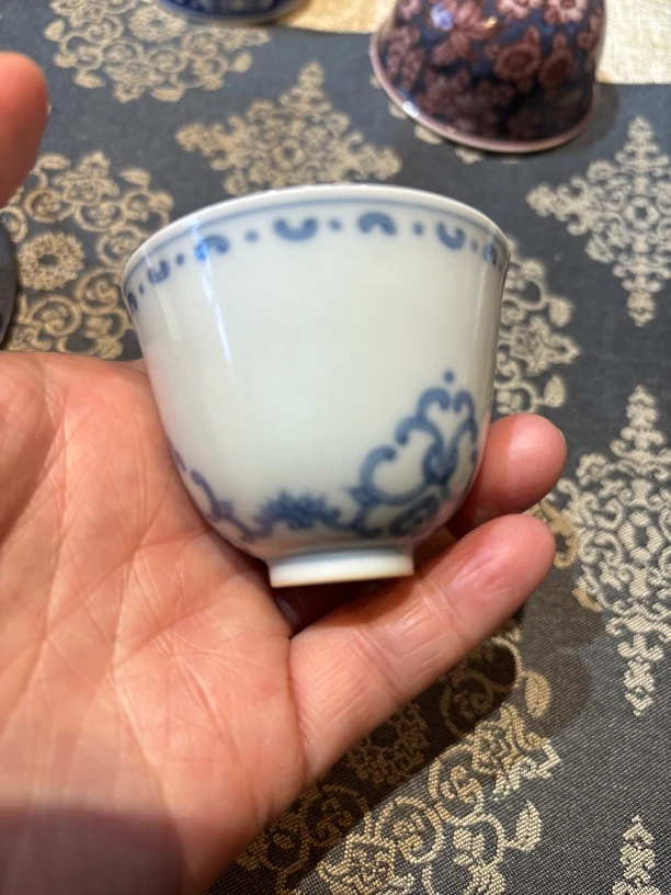 顽古，忍冬纹杯子(50毫升)