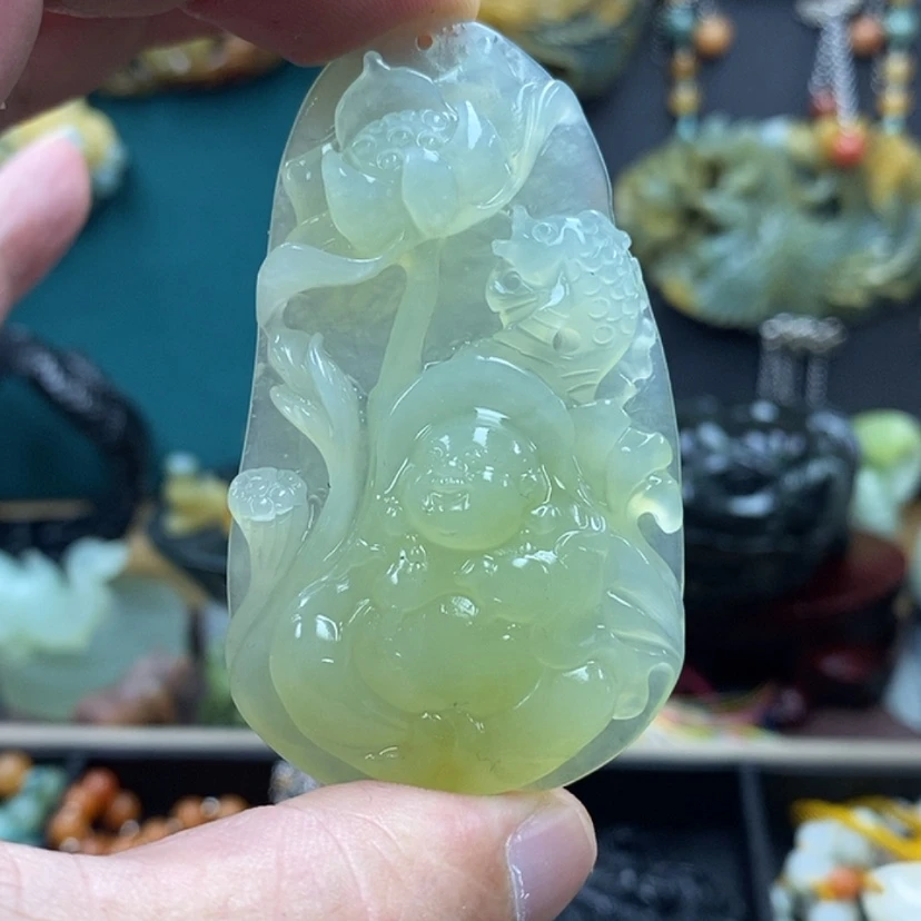 【闪购商品】蛇纹石玉未镶嵌吊坠