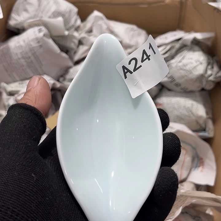 男***洋瓷片茶摆件工艺品摆件666