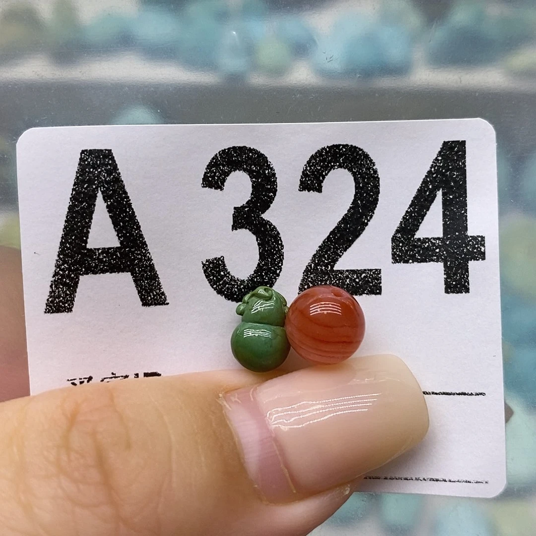 未镶嵌南红玛瑙珠宝奇石