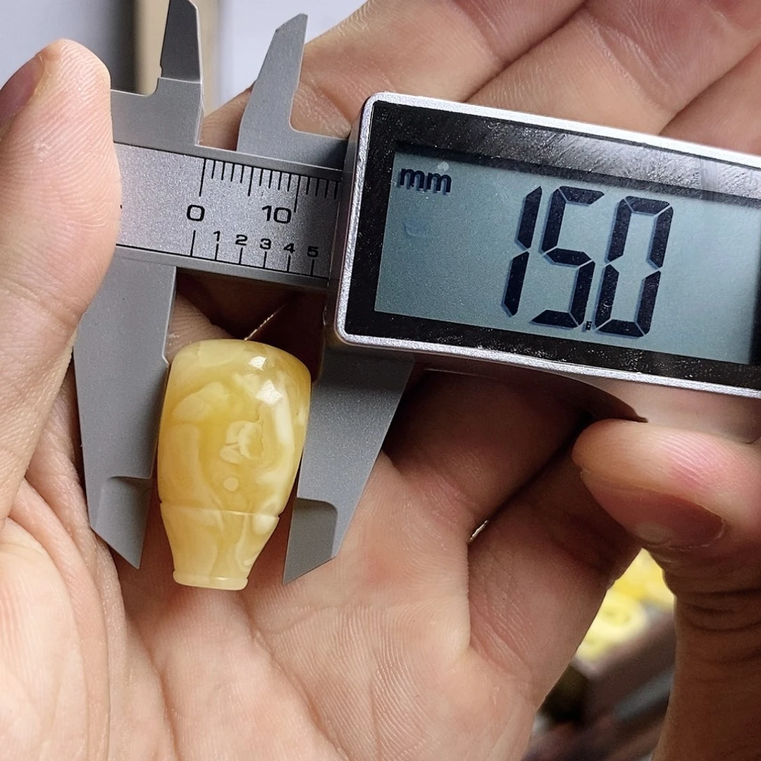 未镶嵌吊坠(不含链)蜜蜡得****.