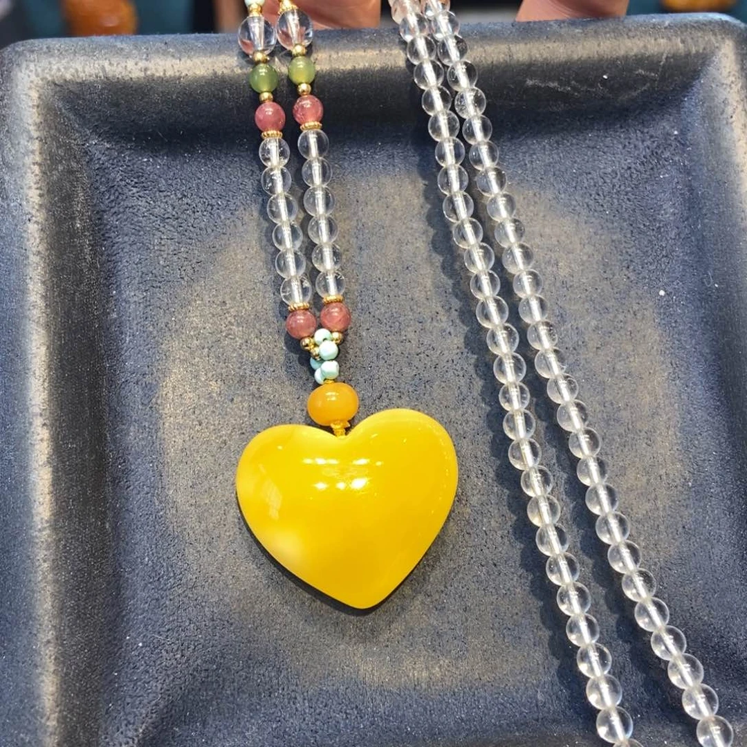 琥珀未镶嵌颈饰蜜蜡