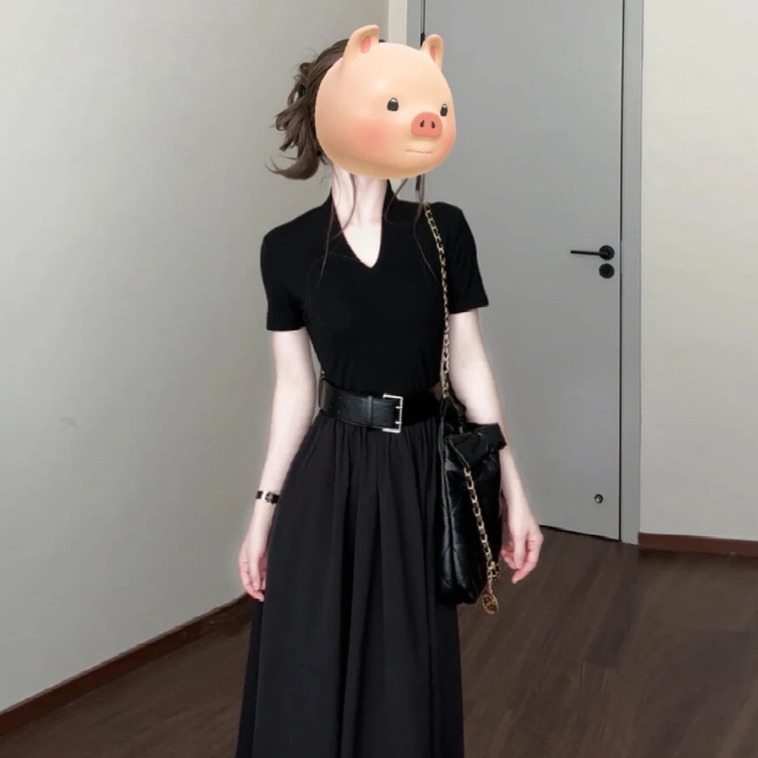 赫本风法式黑色v领连衣裙子女夏季2025新款爆款气质收腰显瘦长裙