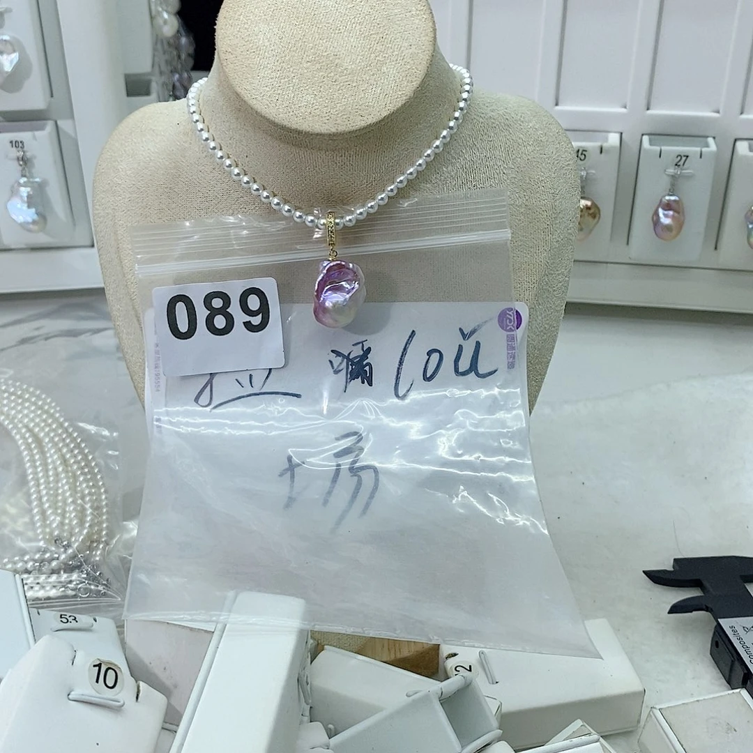 淡水珍珠颈饰合金