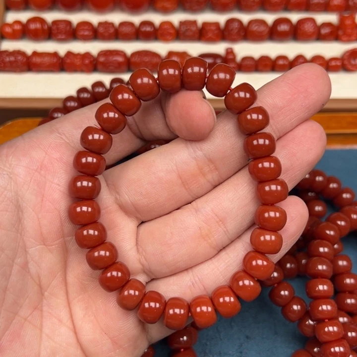 未镶嵌卡9.8算盘手串南红玛瑙