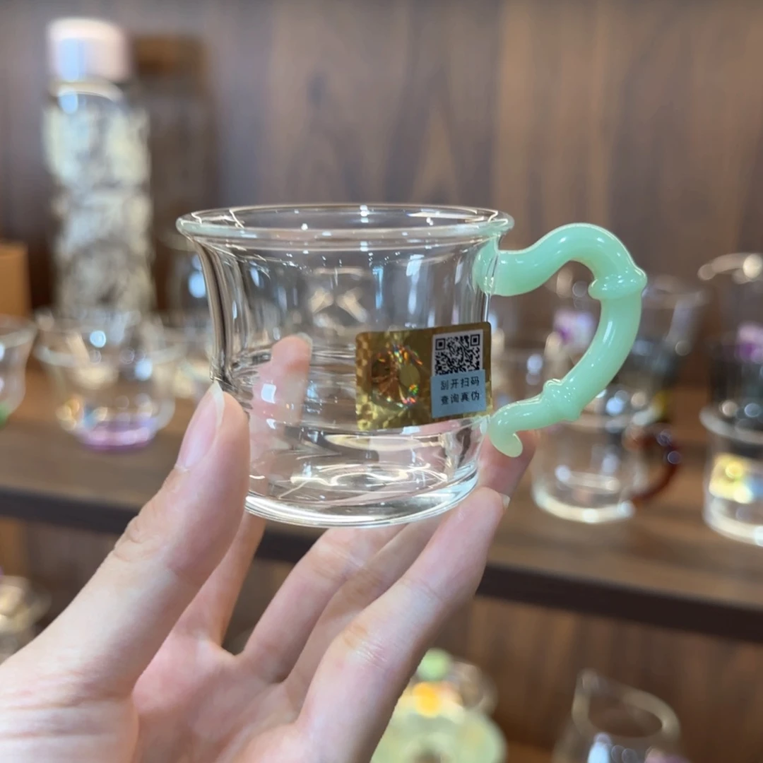 禾器君潋杯浅玉色