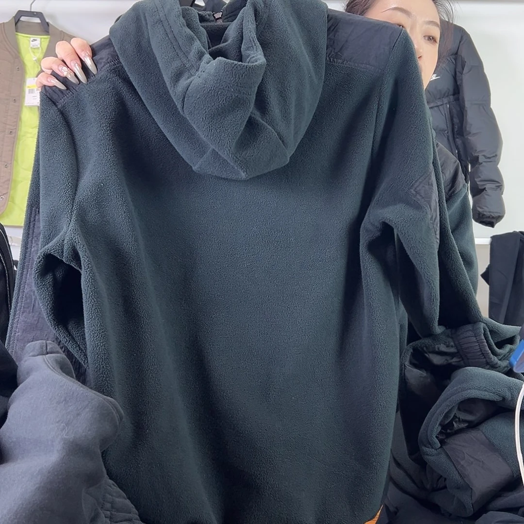 4883黑色外套L码130-150斤不退换