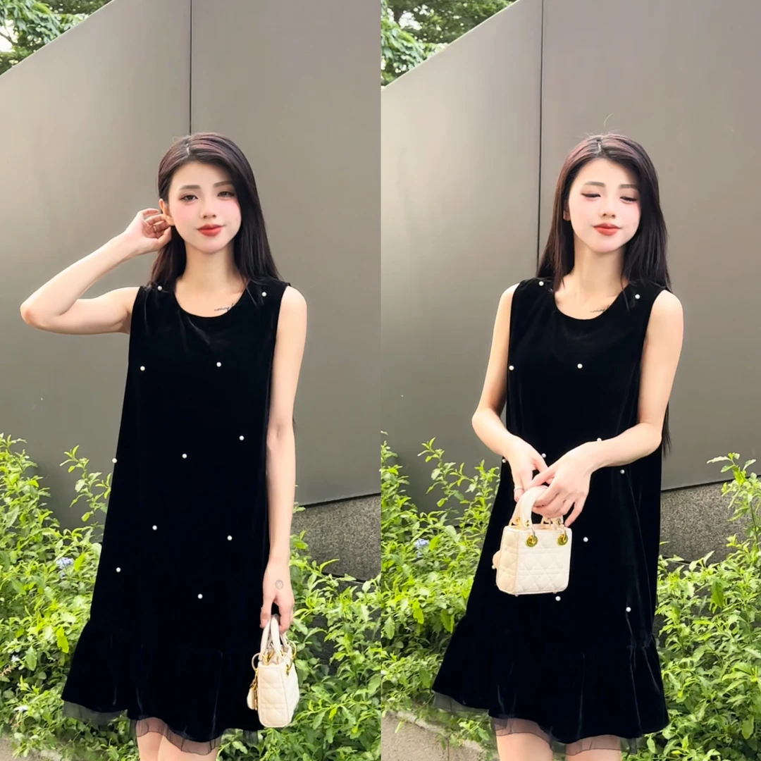 【温小柔定制.静好时光】2025夏季新款高级感丝绒珍珠背心连衣裙